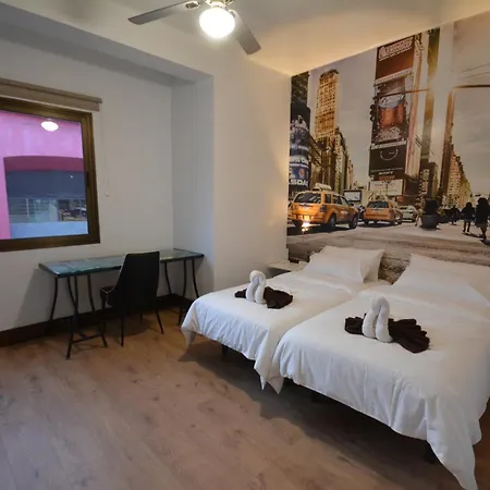 City Room Las Palmas-2